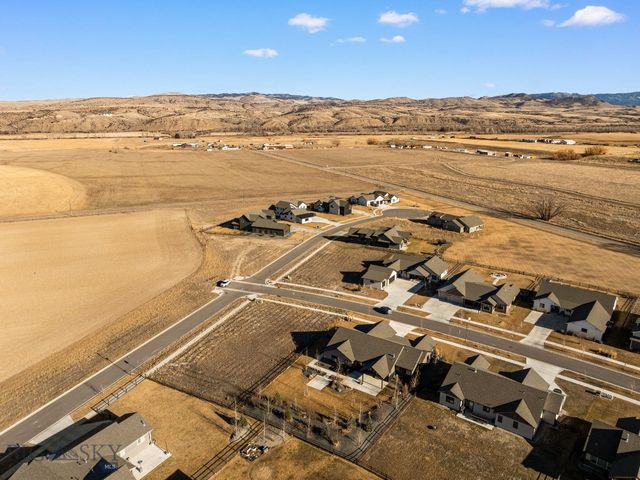 66 Oxbow Lane, Manhattan, MT 59741