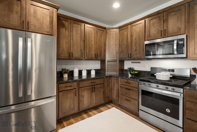 66 Oxbow Lane, Manhattan, MT 59741