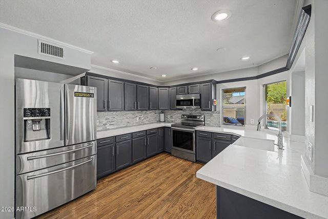 16640 N 54TH Street, Scottsdale, AZ 85254