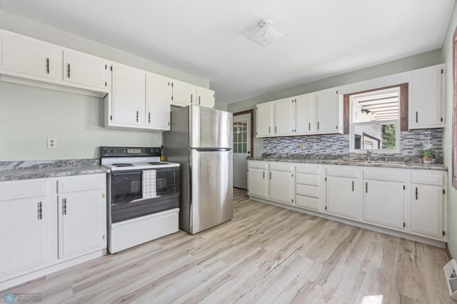 115 2nd Avenue SW, Dilworth, MN 56529