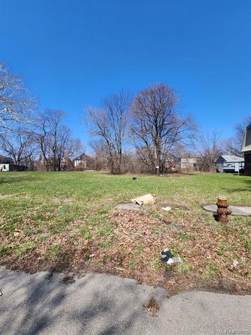 583 Leicester Court, Detroit, MI 48202