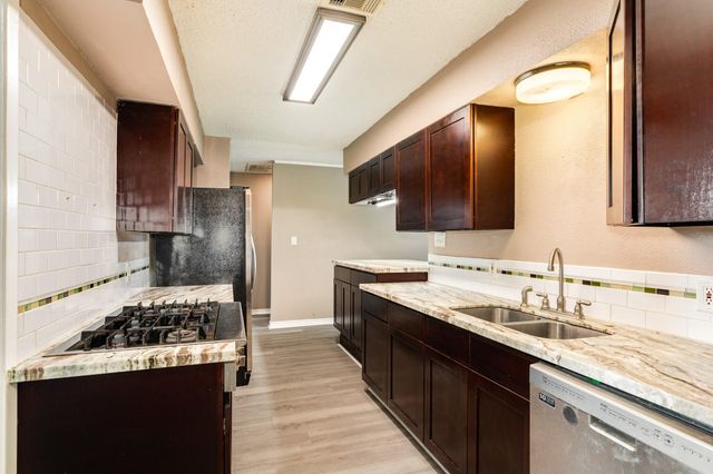20108 Highway 36, Guy, TX 77444
