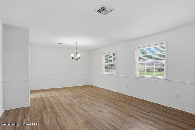 5315 Red Fox Road, Jackson, MS 39211