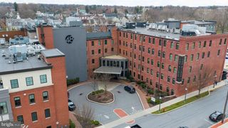 48 N BROAD ST #205, Lititz, PA 17543