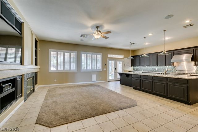 2504 Silver Beach Drive, Henderson, NV 89052