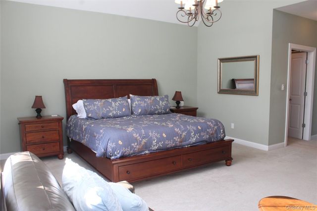 12 Neveles Pride Court, Pine Bush, NY 12566