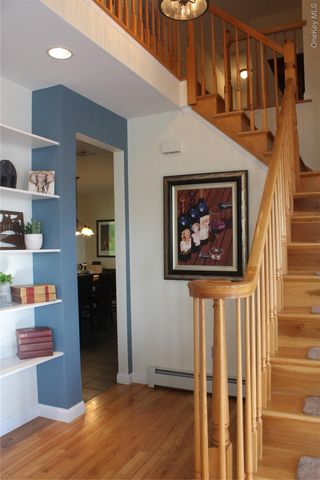 12 Neveles Pride Court, Pine Bush, NY 12566