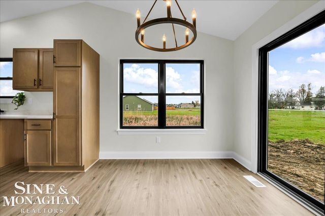 210 Oregon Avenue, Marysville, MI 48040