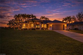 126 SW 39th PL, Cape Coral, FL 33991
