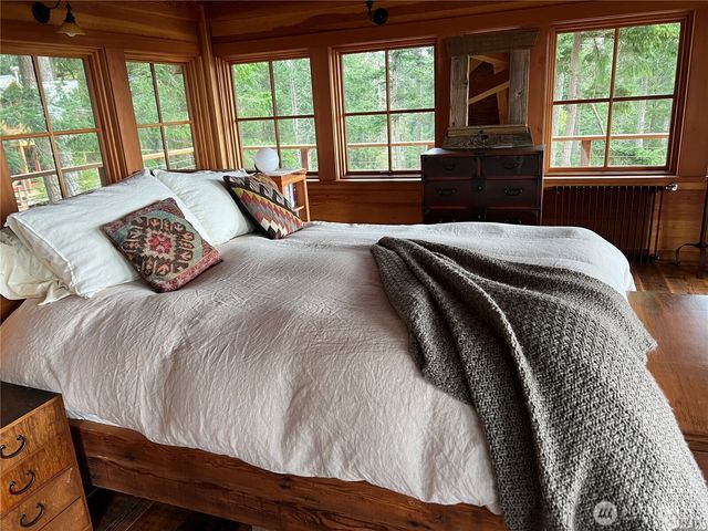 123 South Ridge Road, Decatur Island, WA 98221