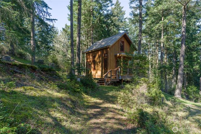 123 South Ridge Road, Decatur Island, WA 98221