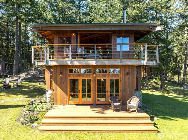 123 South Ridge Road, Decatur Island, WA 98221