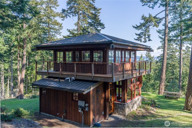 123 South Ridge Road, Decatur Island, WA 98221