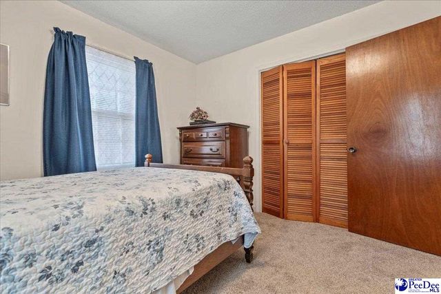 720 Harriet Dr., Florence, SC 29501