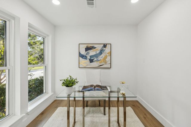 6005 Berry Trail Court, Dallas, TX 75248