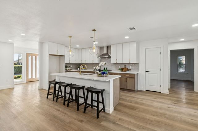 6005 Berry Trail Court, Dallas, TX 75248