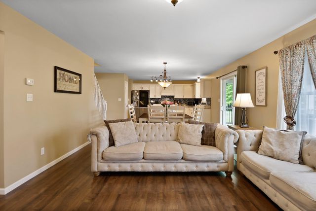221 Trailcreek Drive, Chesterton, IN 46304