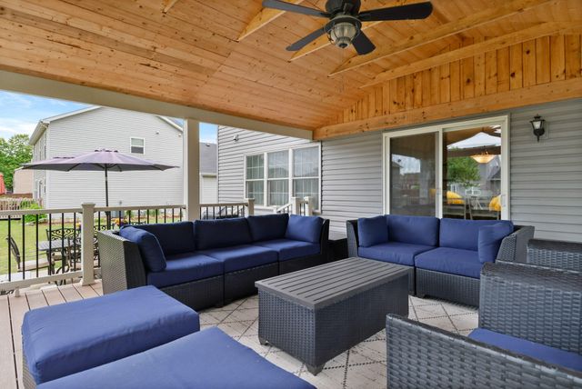 221 Trailcreek Drive, Chesterton, IN 46304