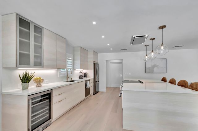 530 NW 14th Street, Delray Beach, FL 33444