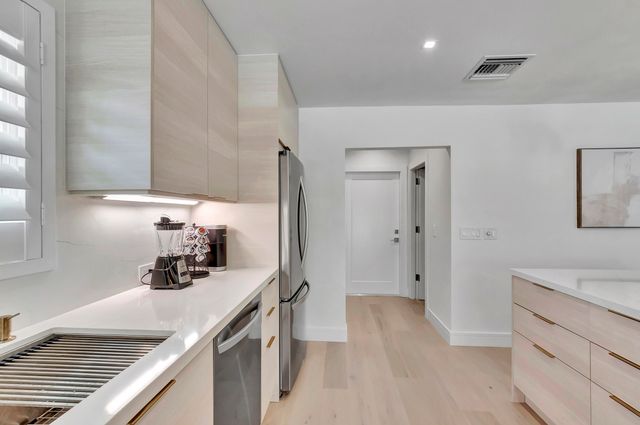 530 NW 14th Street, Delray Beach, FL 33444