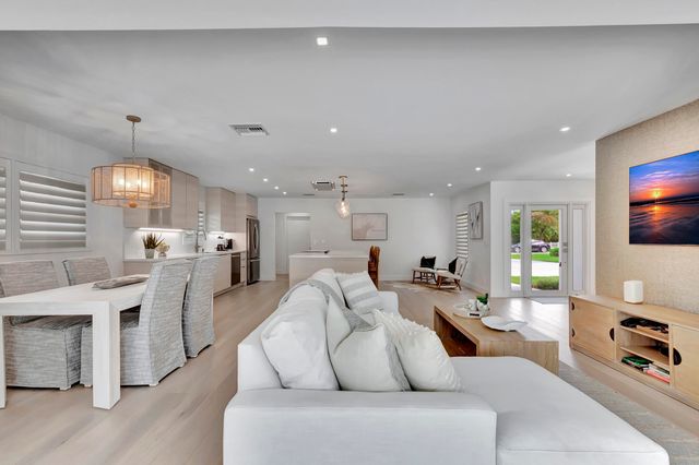 530 NW 14th Street, Delray Beach, FL 33444