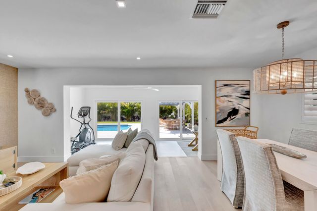 530 NW 14th Street, Delray Beach, FL 33444