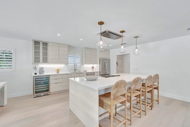 530 NW 14th Street, Delray Beach, FL 33444