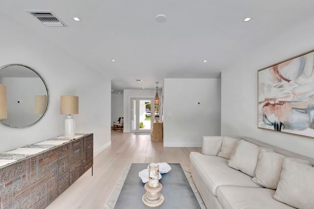 530 NW 14th Street, Delray Beach, FL 33444