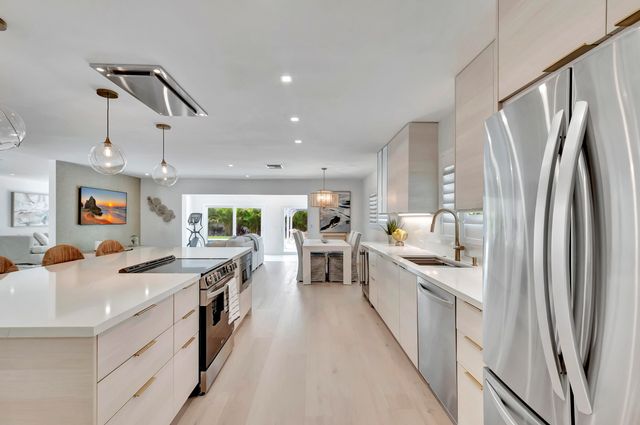 530 NW 14th Street, Delray Beach, FL 33444