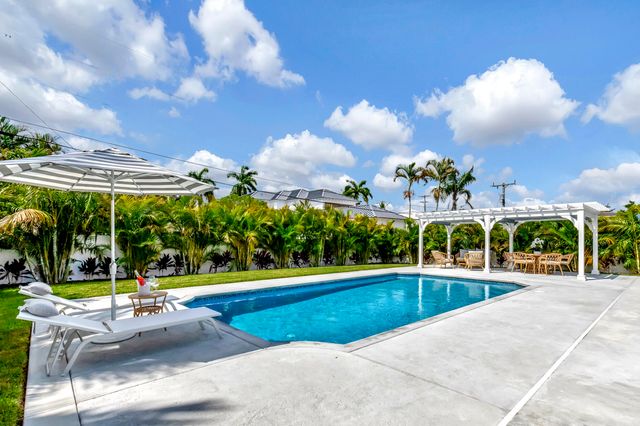 530 NW 14th Street, Delray Beach, FL 33444