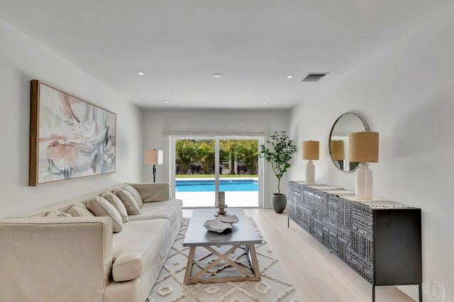 530 NW 14th Street, Delray Beach, FL 33444