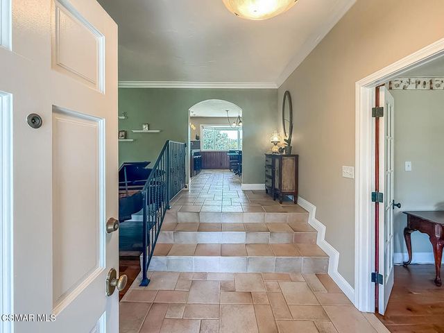 167 Siesta Avenue, Thousand Oaks, CA 91360