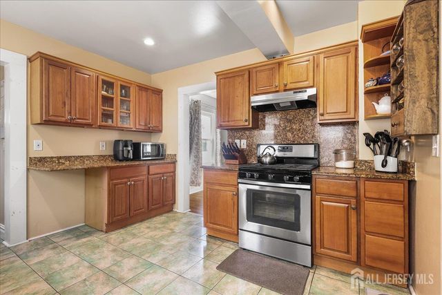 136 Sprague Avenue, South Plainfield, NJ 07080