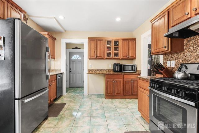136 Sprague Avenue, South Plainfield, NJ 07080