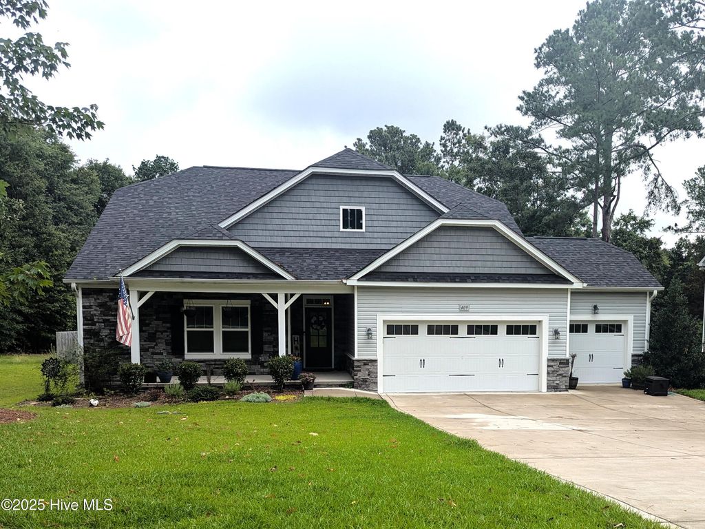 409 Mountain Run Road, West End, NC 27376