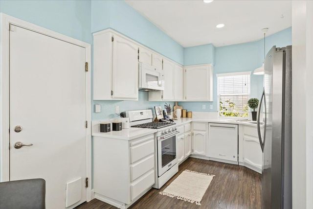 104 Moylan Way, Folsom, CA 95630