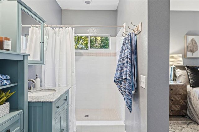 104 Moylan Way, Folsom, CA 95630