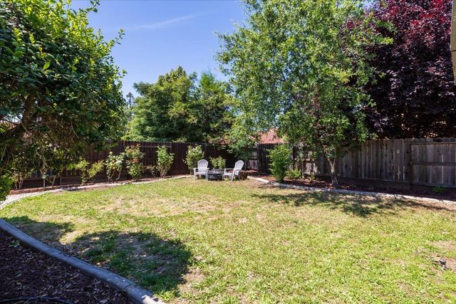 104 Moylan Way, Folsom, CA 95630