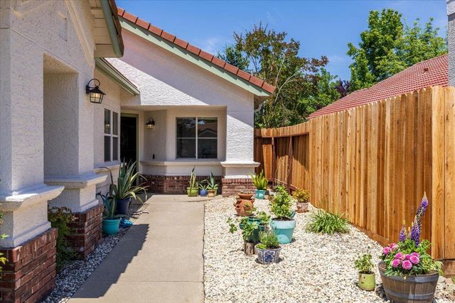 104 Moylan Way, Folsom, CA 95630