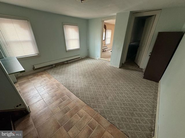 526 YORK ST, Burlington, NJ 08016