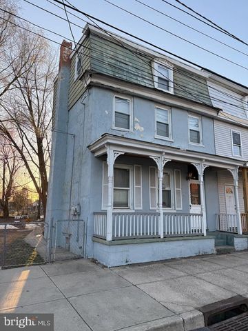 526 YORK ST, Burlington, NJ 08016
