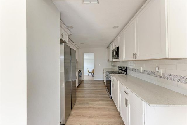 702 20TH AVENUE W, Bradenton, FL 34205