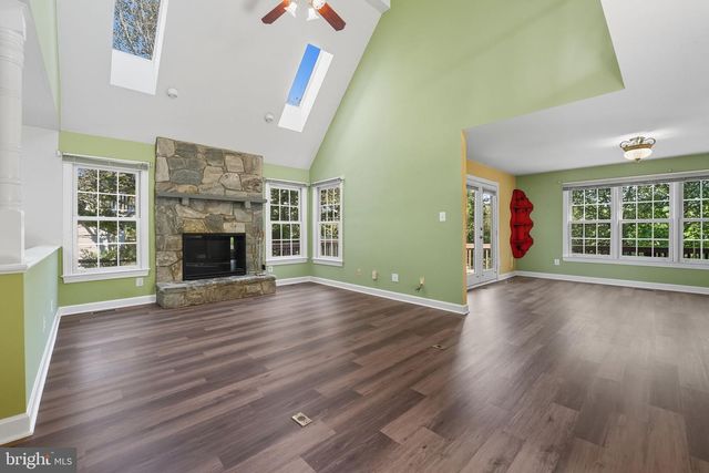 20594 SHADOW WOODS, Sterling, VA 20165