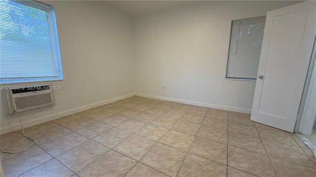 808 84th St 810, Miami Beach, FL 33141