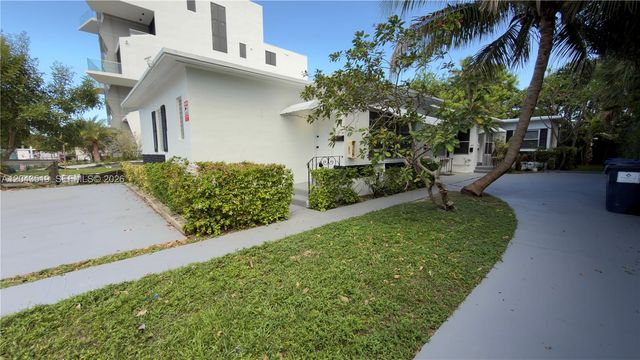 808 84th St 810, Miami Beach, FL 33141
