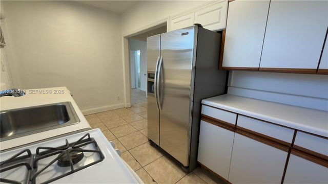 808 84th St 810, Miami Beach, FL 33141