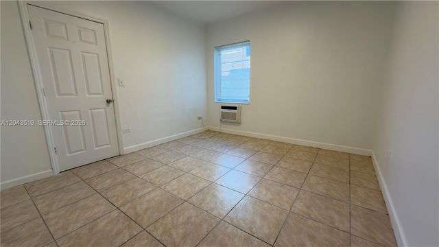 808 84th St 810, Miami Beach, FL 33141