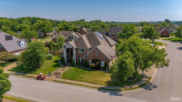 8077 Clearview Drive, Newburgh, IN 47630