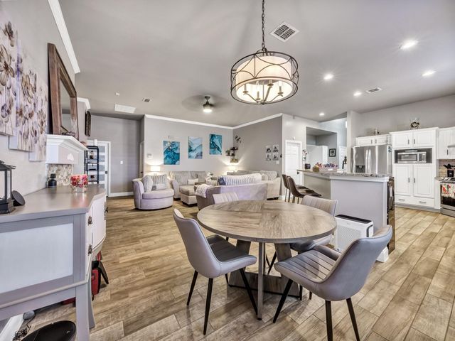 6404 Eagle Creek Drive, Flower Mound, TX 75028