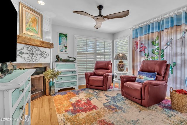 204 NE 60th Street, Oak Island, NC 28465